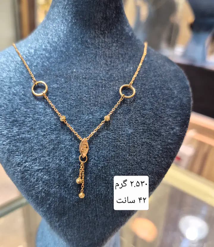 گردنی بسیار زیبا و ظریف